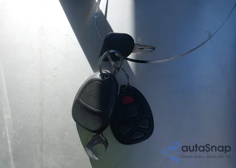 2011 Chevrolet Tahoe Ls z USA, uszkodzony, nr VIN 1GNSCAE03BR400770